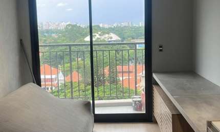 Apartamento para alugar com 33m², 1 quarto ao próximo a Estação  de Metrô