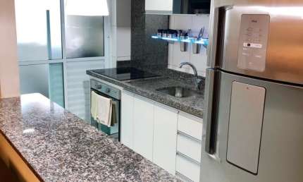 Apartamento 2 dormitórios, varanda suíte e vaga, Reserva dos Lagos