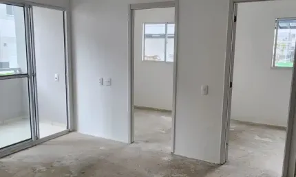 Apartamento de 2 dormitório, varanda e vaga de garagem