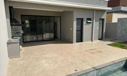 Casa térrea em condomínio de 3 suítes à venda no condomínio San Marco I, 165 m², Bonfim Paulista