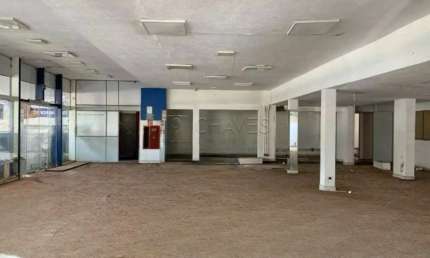 Salão comercial de 731,23 m² para aluga na Avenida Nove de Julho, bairro Jardim América em Ribeirão Preto