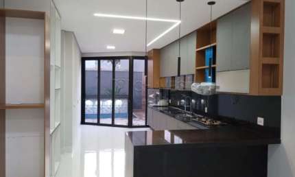 Casa condomínio 3 suítes à venda no condomínio Quinta dos Ventos, 188 m², Vila do Golfe, Zona Sul de Ribeirão Preto