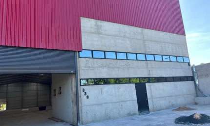 Galpão comercial de 1.900 m² para alugar na Via Anhangüera, bairro Avelino Alves Palma, próximo ao Posto Graal Trevo, Ribeirão Preto