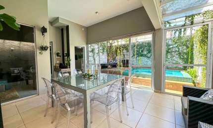 Sobrado em condomínio de 3 quartos, à venda no Condomínio Santorini, 295 m², Jardim Botânico zona sul de Ribeirão Preto