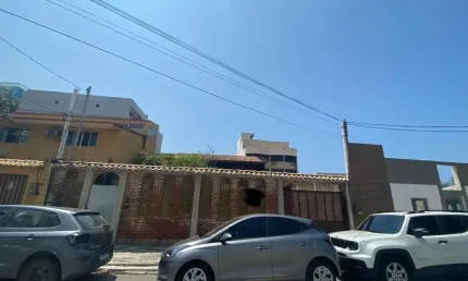 Oportunidade única – terreno comercial próximo à praia