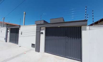 Casa com 02 quartos, sendo 01 suíte em Nova Esperança, Parnamirim RN