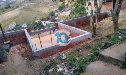 TERRENO COM FUNDAÇÃO 230 M²  ROSELÂNDIA 1- BM  , Roselândia, Barra Mansa - RJ