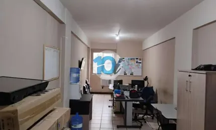 Casa comercial à venda na Avenida Domingos Mariano, Centro, Barra Mansa