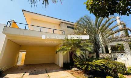 Casa para alugar com 4 quartos, 261m² no Condomínio Aldeia da Mata - Votorantim