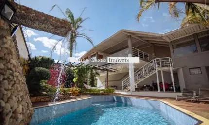 Casa à venda com 03quartos 03 suítes 550,48m² no Jardim Santa Rosália -Sorocaba