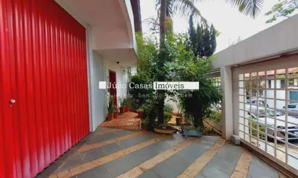 Casa a venda com 4 quartos  sendo 1 suíte na região do Campolim