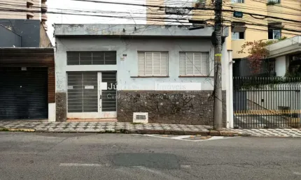 Casa para fins comercial e residencial à venda na região central