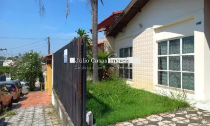 Casa Térrea no Jd. Paulistano com 220m² de construção
