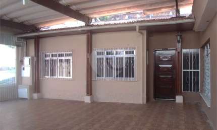 Casa térrea com 3 quartos à venda em Vila Santos - SP