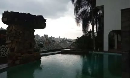 Sobrado com 6 quartos à venda em Jardim Franca - SP