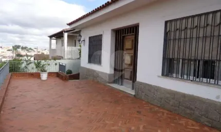 Casa térrea com 4 quartos à venda em Jardim Peri - SP