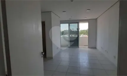 Sala comercial à venda na Rua Ezequiel Freire, Santana, São Paulo