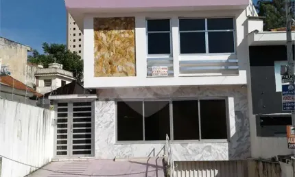 Prédio inteiro à venda ou para locação em Água Fria - SP