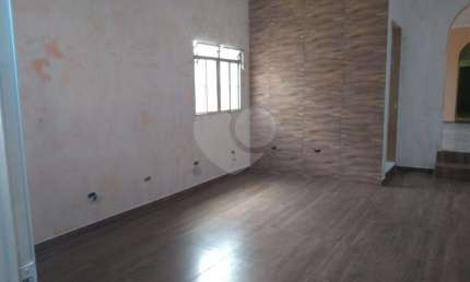 Condomínio com 2 quartos à venda em Vila Francos - SP