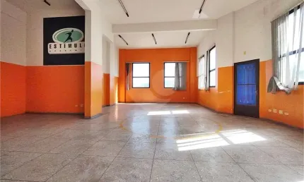 Prédio inteiro à venda ou para locação em Jardim Peri - SP