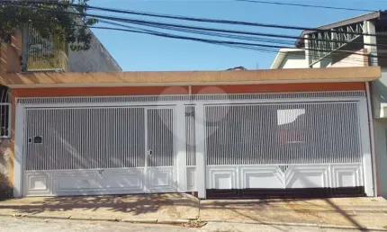 Casa térrea com 2 quartos à venda em Vila Penteado - SP