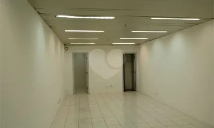 Sala comercial à venda na Rua Alferes Magalhães, Santana, São Paulo