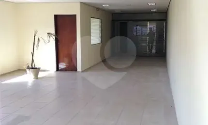 Prédio inteiro à venda ou para locação em Vila Maria Alta - SP