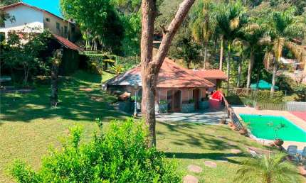 Casa com 4 quartos à venda em Parque Petrópolis - SP