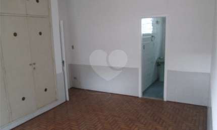 Sobrado com 3 quartos à venda em Horto Florestal - SP