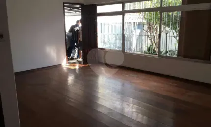 Casa térrea com 3 quartos à venda em Vila Romero - SP