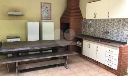 Casa com 4 quartos à venda na Rua Santo Antônio, Vila Galvão, Guarulhos