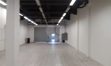 Prédio à venda na Rua Voluntários da Pátria, Santana, São Paulo