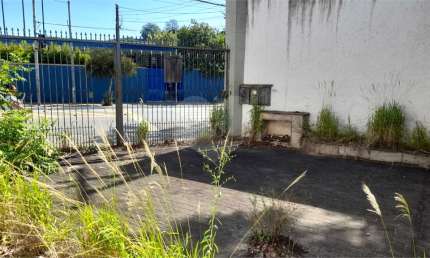 Casa térrea com 4 quartos à venda em Carandiru - SP