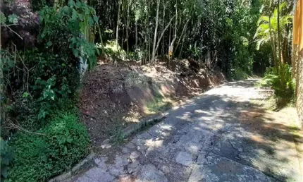Terreno à venda na Alamedda Sibipirunas, Serra da Cantareira, Mairiporã