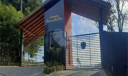Condomínio com 2 quartos à venda em Mato Dentro - SP