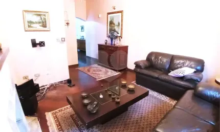 Casa térrea com 3 quartos à venda em Jardim Das Laranjeiras - SP