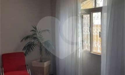 Sobrado com 3 quartos à venda em Jardim Vila Galvão - SP