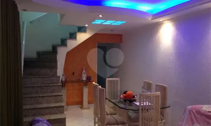Sobrado com 3 quartos à venda em Jardim Santa Clara - SP
