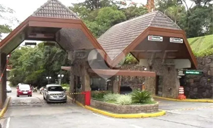 Casa em condomínio fechado à venda na Das Gaivotas, Caraguatá, Mairiporã