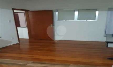 Sobrado com 4 quartos à venda em Parque Edu Chaves - SP