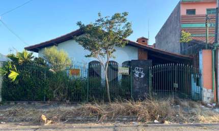 Casa térrea com 2 quartos à venda em Jardim Maristela - SP