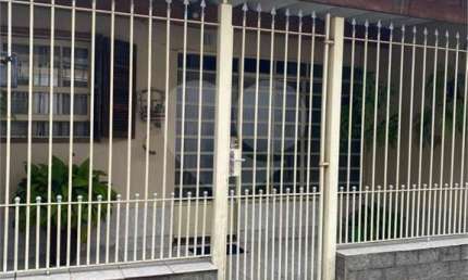 Sobrado com 2 quartos à venda em Jardim Modelo - SP