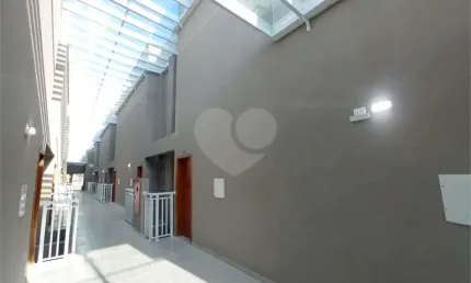 Condomínio com 2 quartos à venda em Vila Mazzei - SP
