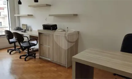 Sala comercial à venda na Rua Roberto Simonsen, Centro, São Paulo