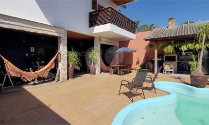 Sobrado com 4 quartos à venda em Rancho Grande - SP