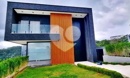 Condomínio com 4 quartos à venda em Alphaville - SP
