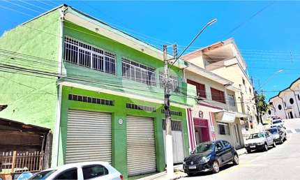 Prédio inteiro à venda ou para locação em Centro - SP