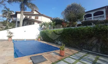 Casa em condomínio fechado com 4 quartos à venda na Das Gaivotas, Caraguatá, Mairiporã