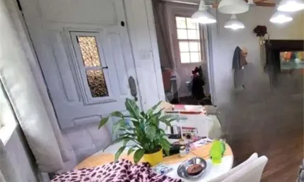Casa térrea com 2 quartos à venda em Parada Inglesa - SP