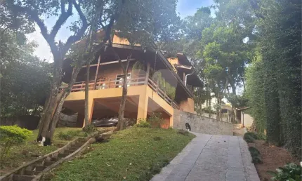 Casa com 4 quartos à venda na São João Del Rei, Serra da Cantareira, Mairiporã